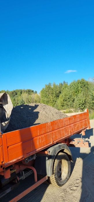 Nisip Piatra Pamant vegetal