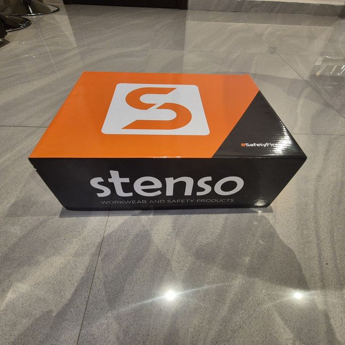 Работни обувки Stenso - чисто нови необувани