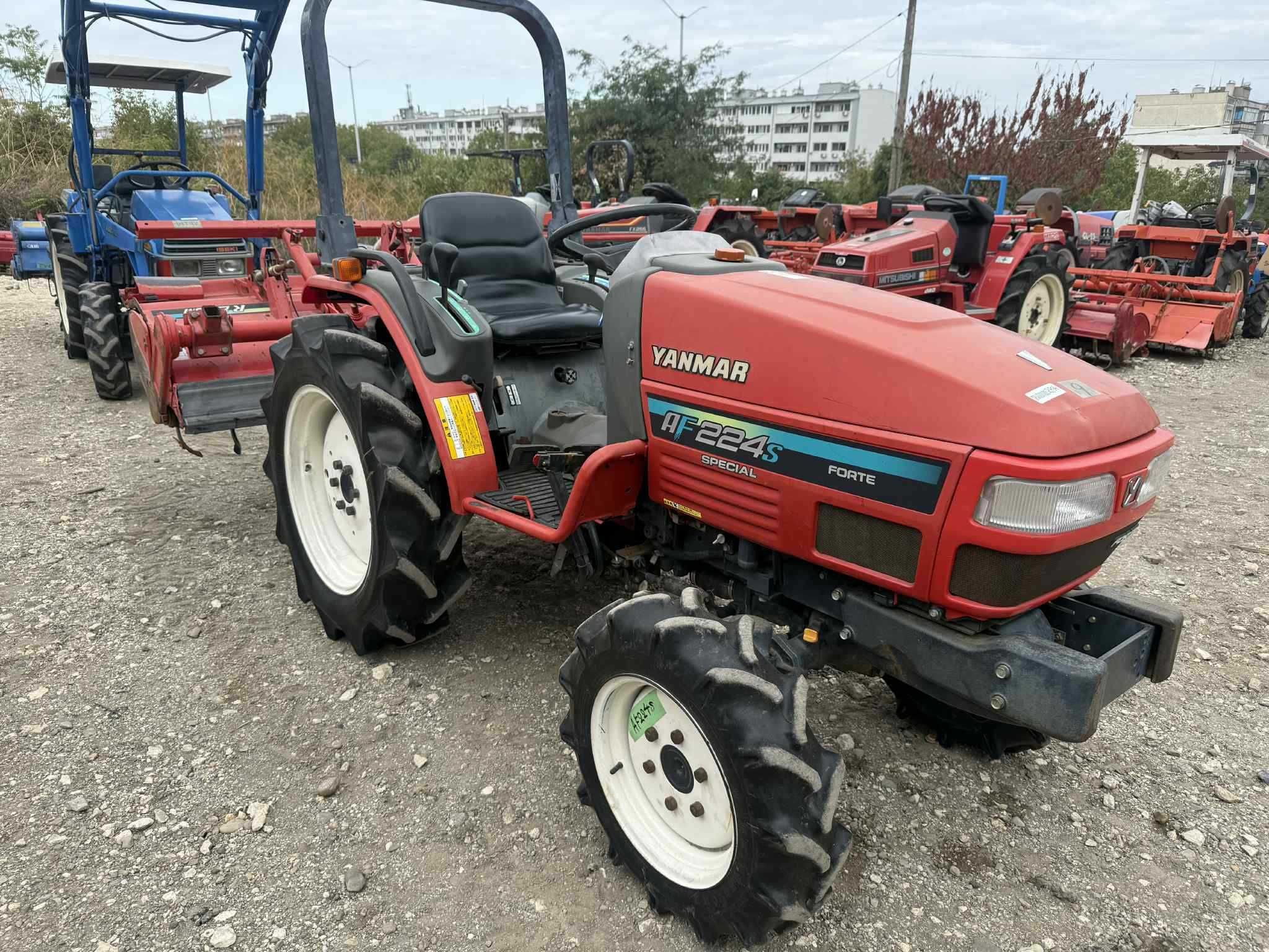Трактор YANMAR AF224 4x4