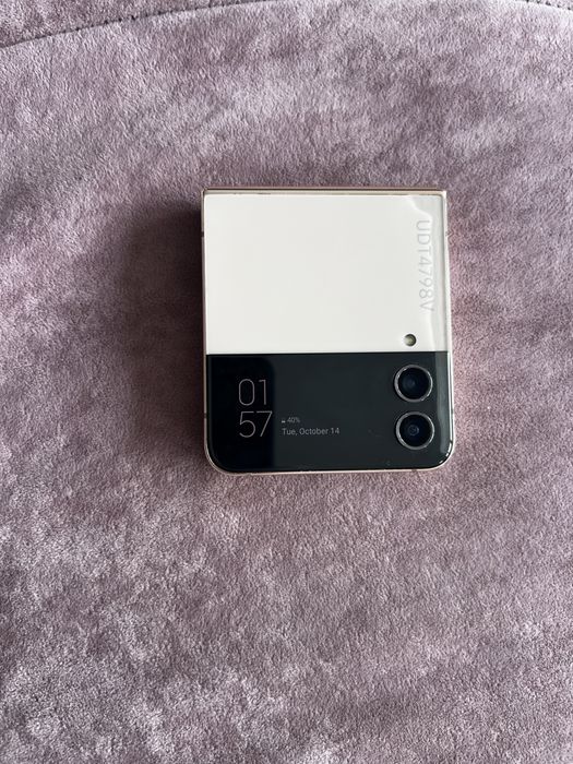 Samsung Z Flip 4
