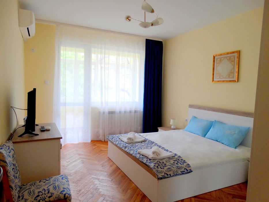 Давам под наем апартамент 90 кв. м., Русе, център