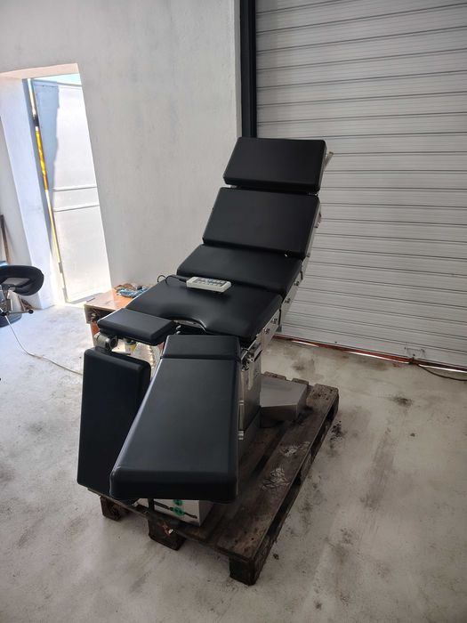 Операционна маса Maquet