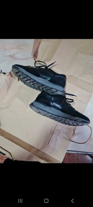Adidasi piele marimea 40
