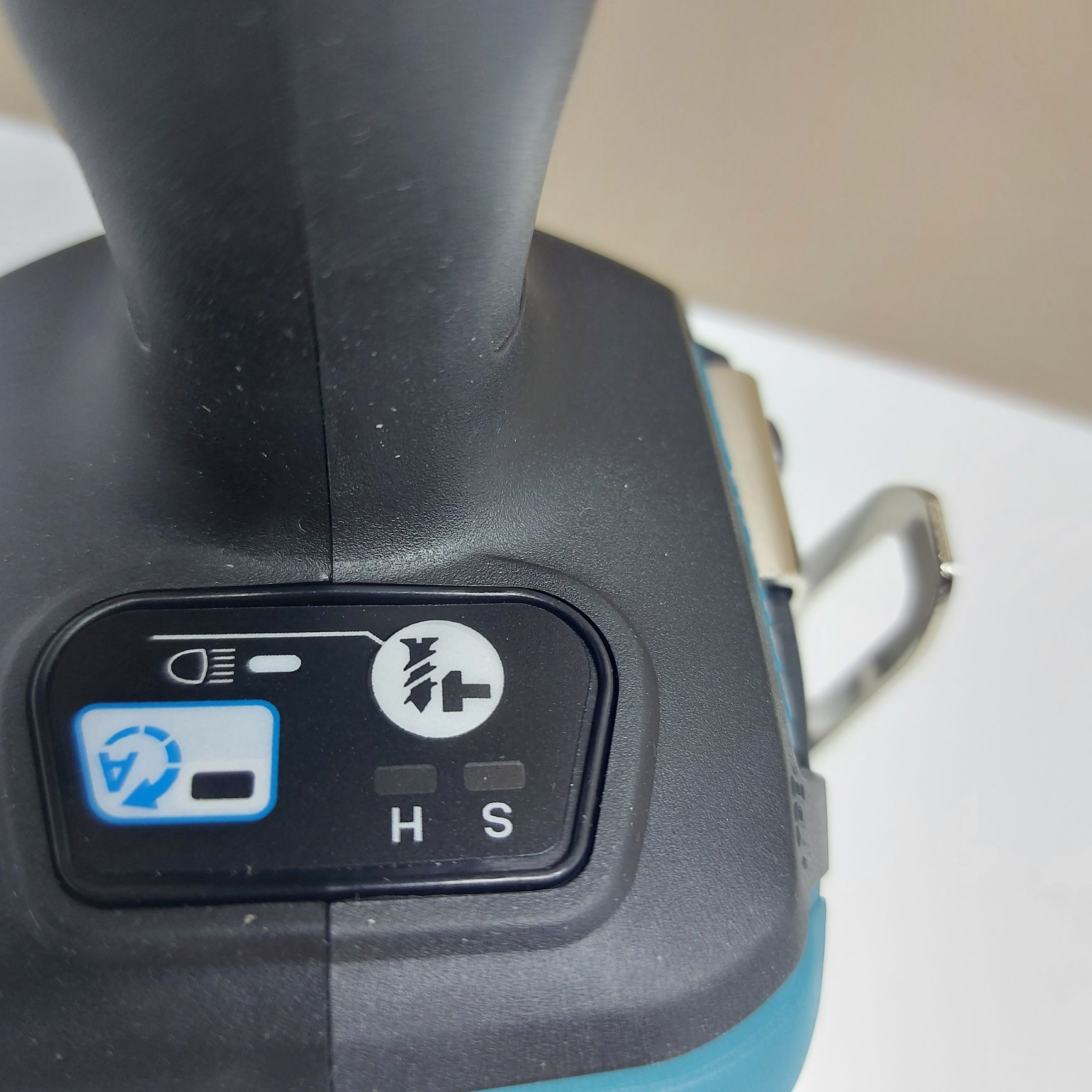 Нов безчетков импакт Makita DTD157Z