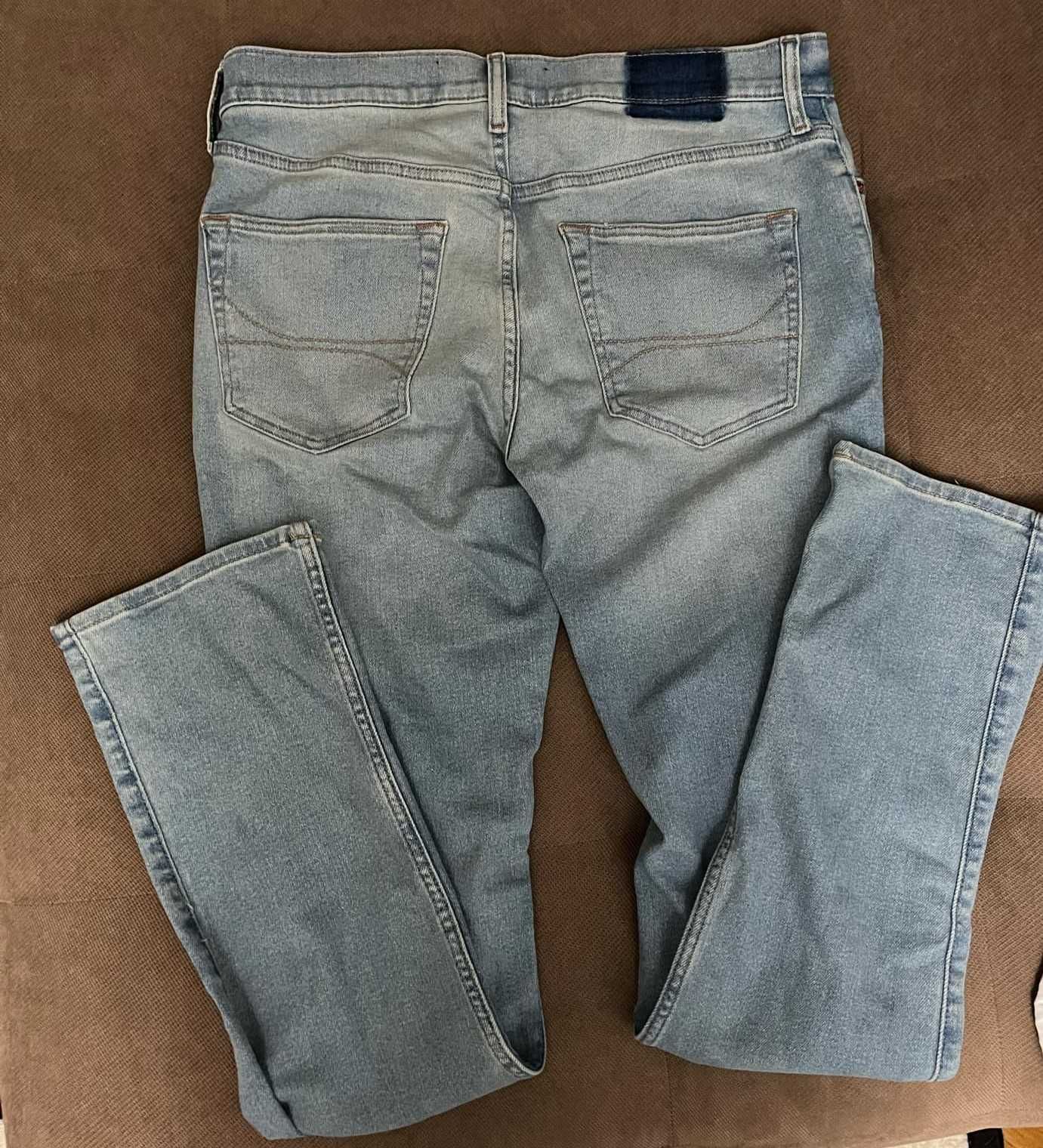 3 чифта мъжки дънки HOLLISTER и SMOG