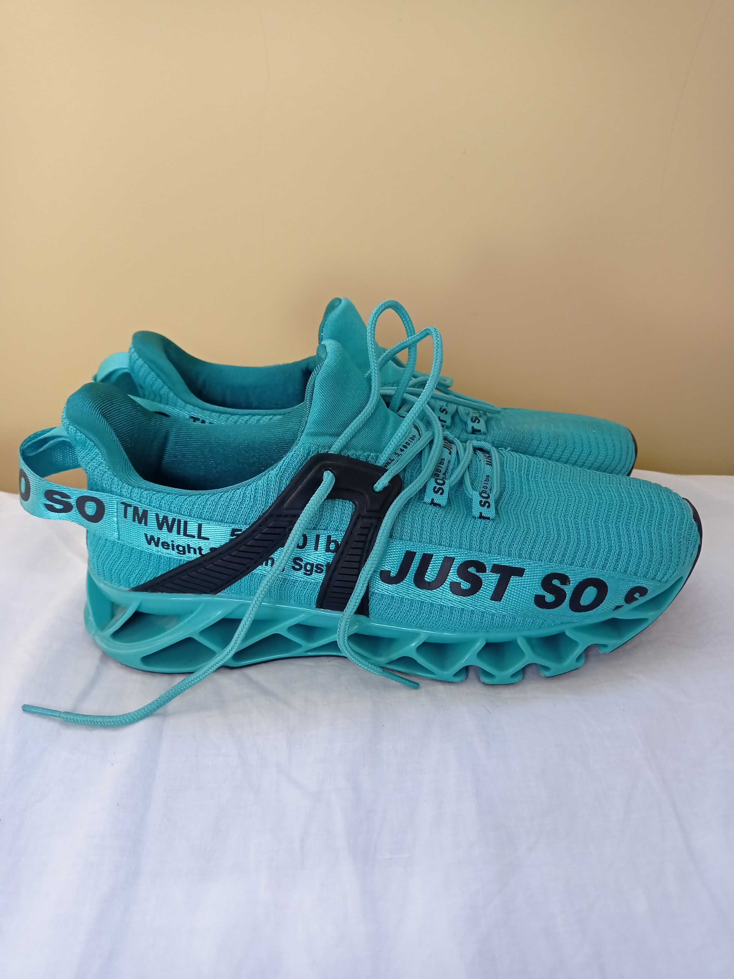 Продавам маратонки Nike, Adidas, Just so so