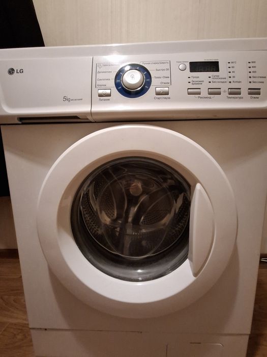 Продам стиральную машину
