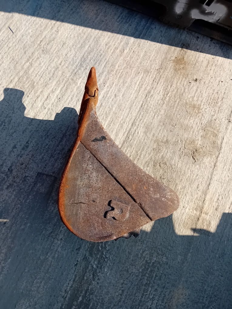 Cupa 33 cm miniexcavator 1.5 1.8 tone Morin M0