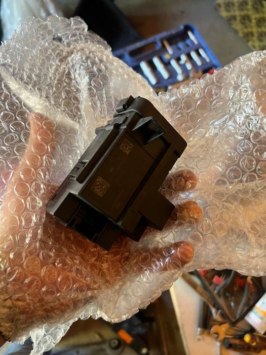 Vand piese de masina