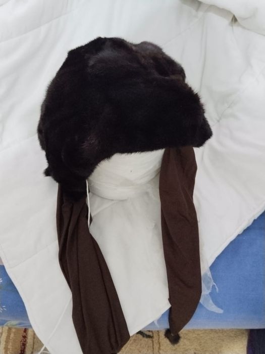 Головные уборы женские