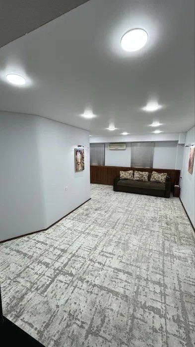 5-ти комнатная квартира на Ц-1 ориентир: кафе Райхон