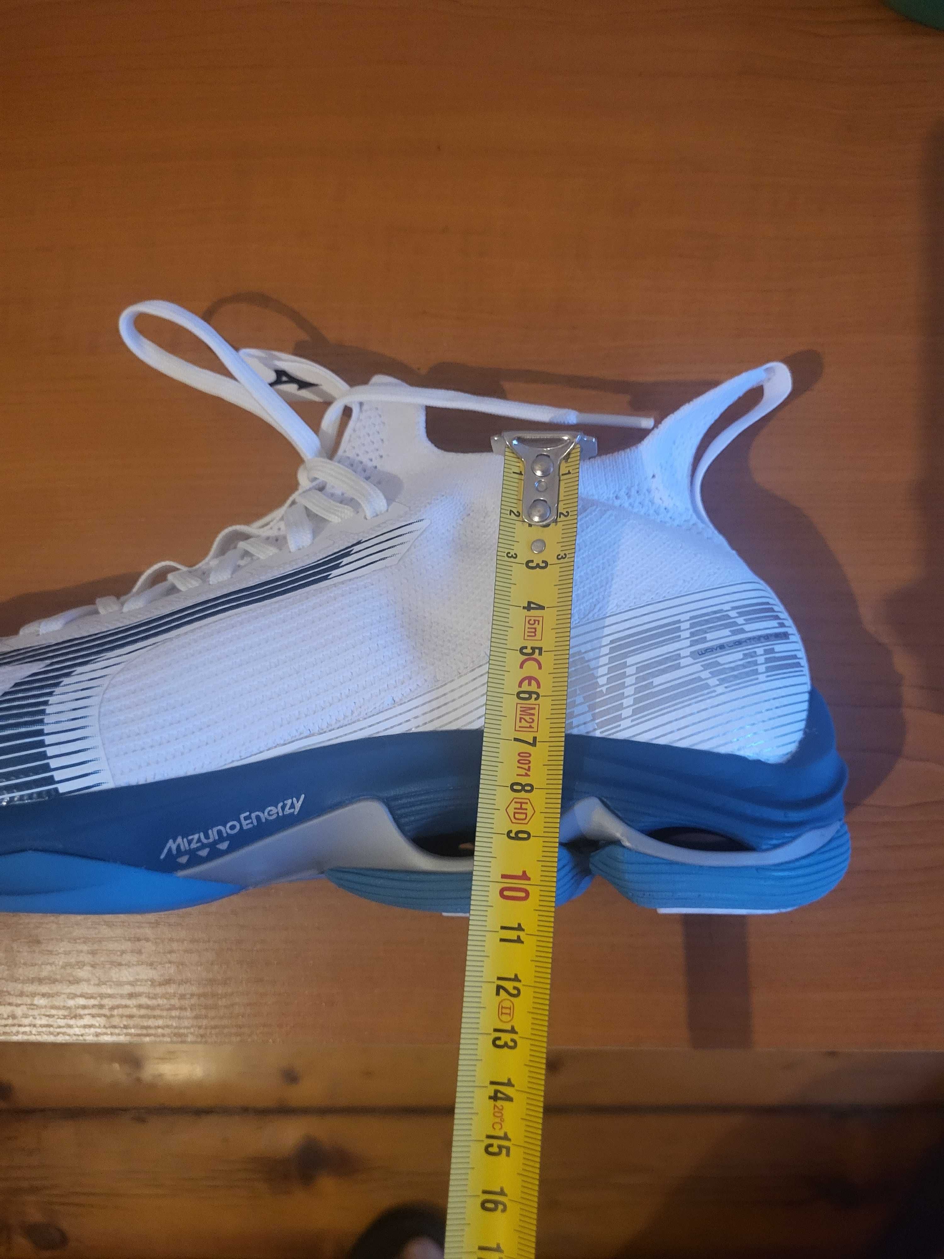 Mizuno мъжки маратонки 43 номер