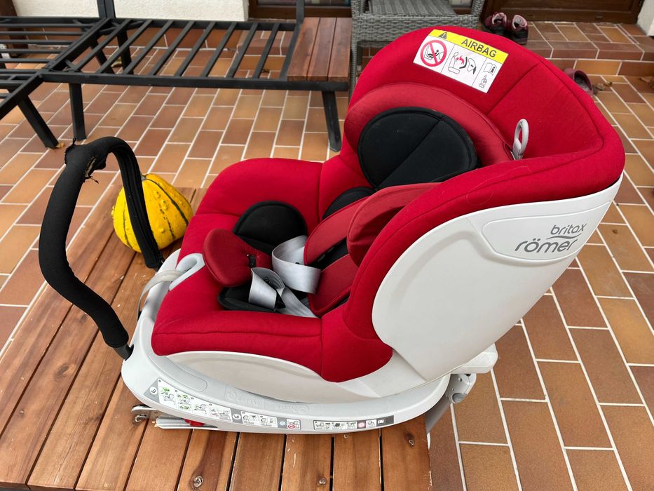 Scaun auto Britax Römer DUALFIX, rotativ 360°, Grupa 0+/1, 0–18 kg.