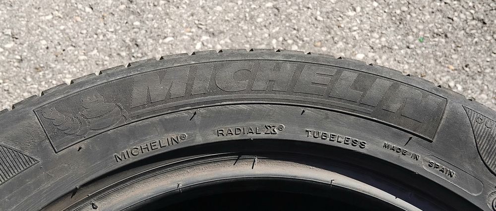 Гуми 215 55 16 Мишелин Michelin 2 броя. Нов внос. Не са нови!