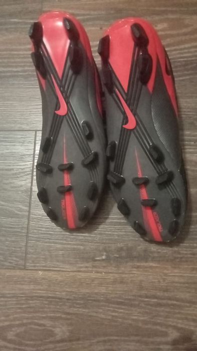 Adidasi de fotbal Nike