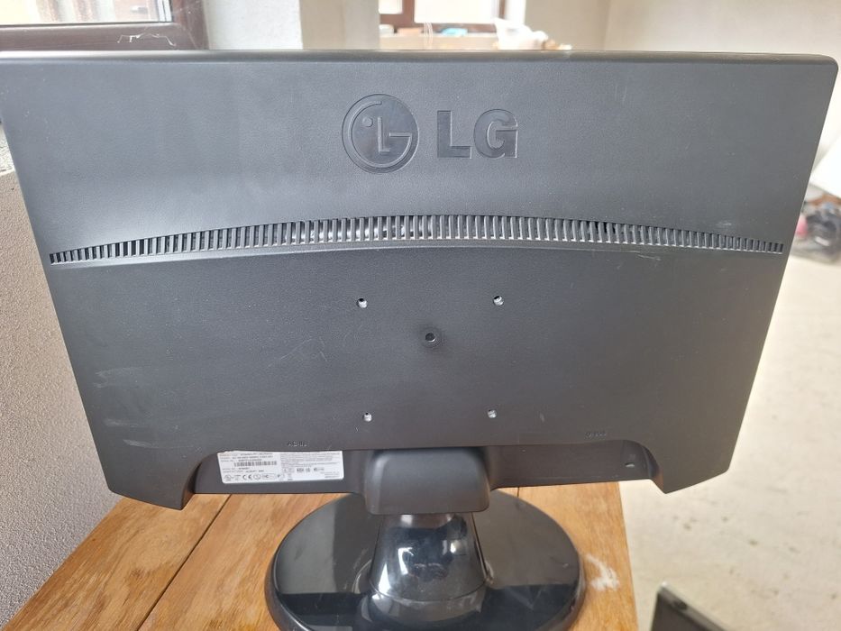 Monitor LG Flatron W1943S 18.5 inch, VGA