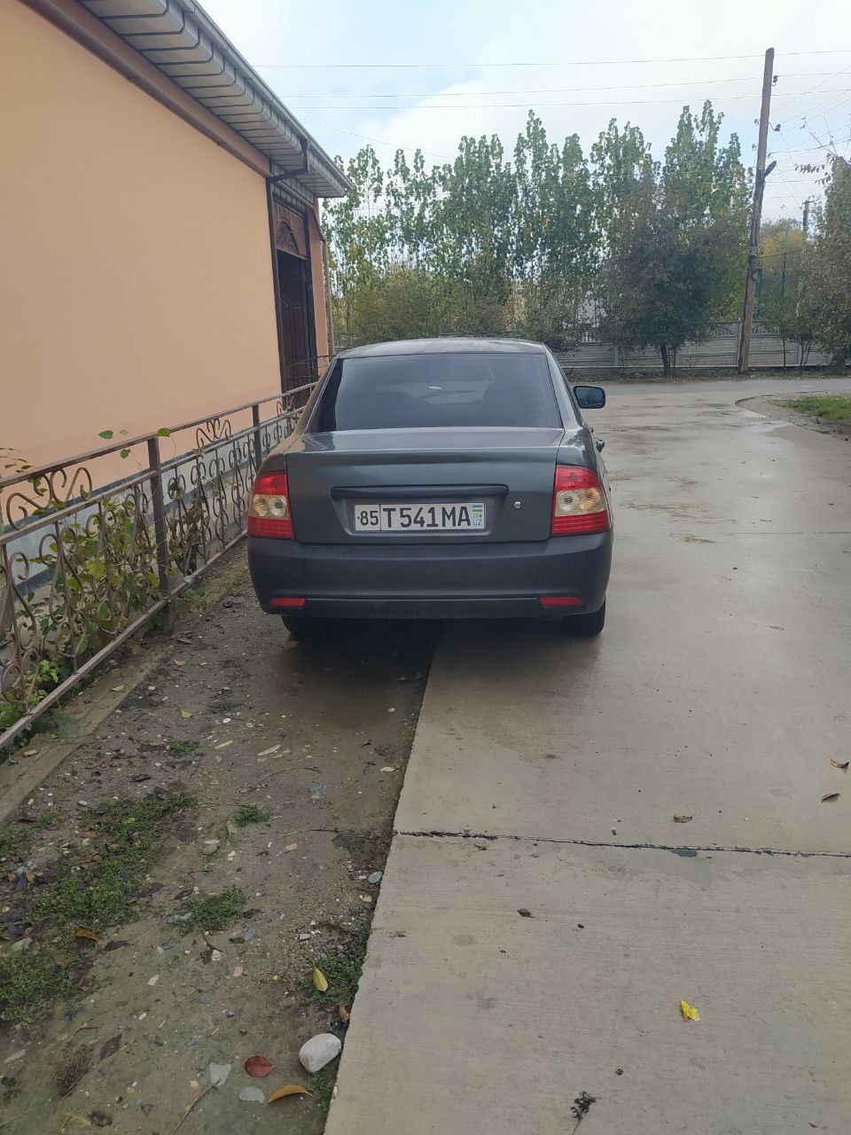 Лада приора сотилади юрущлари зур