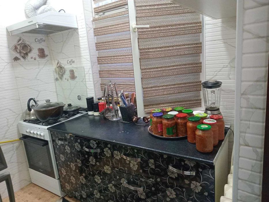 Чиланзар 11 кв 3 ком срочно продам