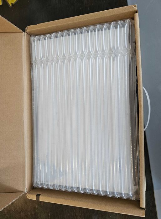 Лаптоп i7, 12GB RAM, 1TB SDD, Windows 11