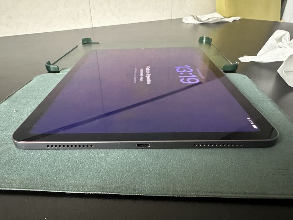 Ipad Air 5 functional pentru piese