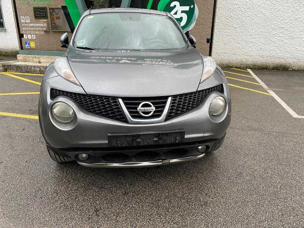 Dezmembrez Nissan Juke