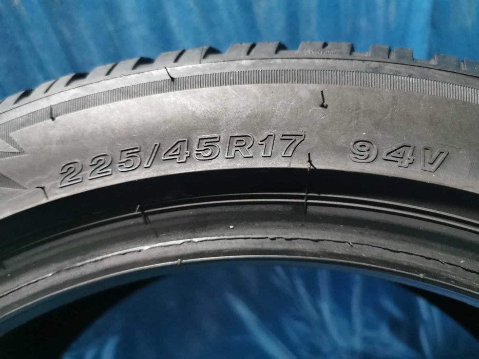 225 45 17 bridgestone m+s 4 buc