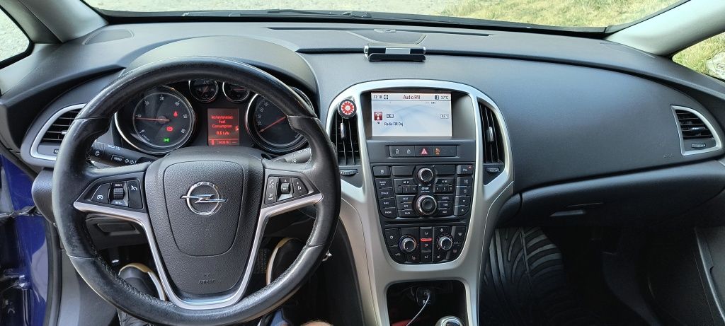 Opel Astra J Sports Tourer 2011, 1.7 cdti