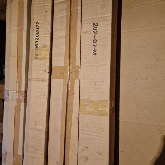 Vând 4 uși de interior