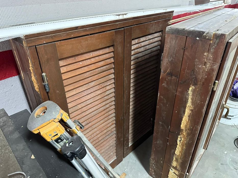 Geamuri termopan cu obloane maro