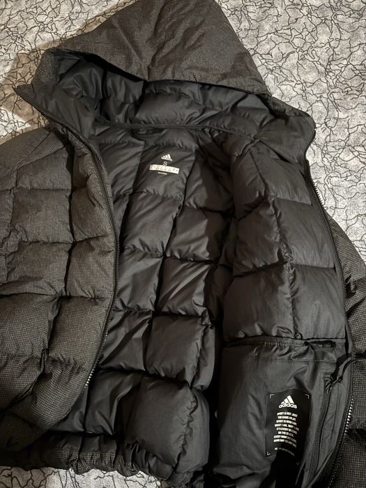 Яке адидас размер S