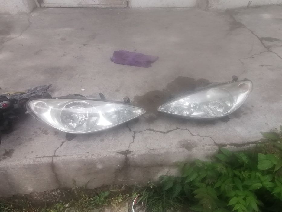 Фарове за peugeot 307