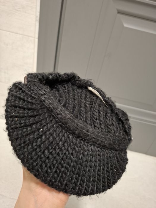 Căciulă Fossil pentru femei