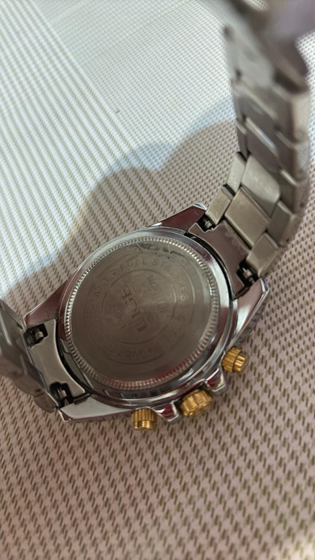 Часовник Lige 8924