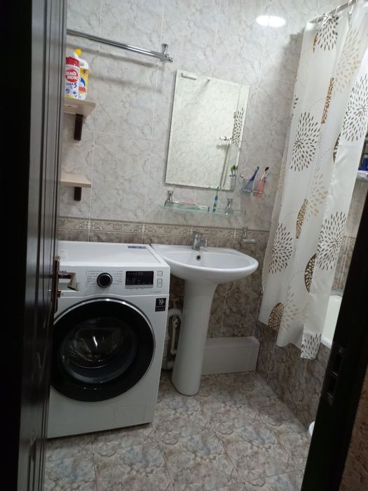 Продам Свой 2-х комнатная квартиру Сергели Метро