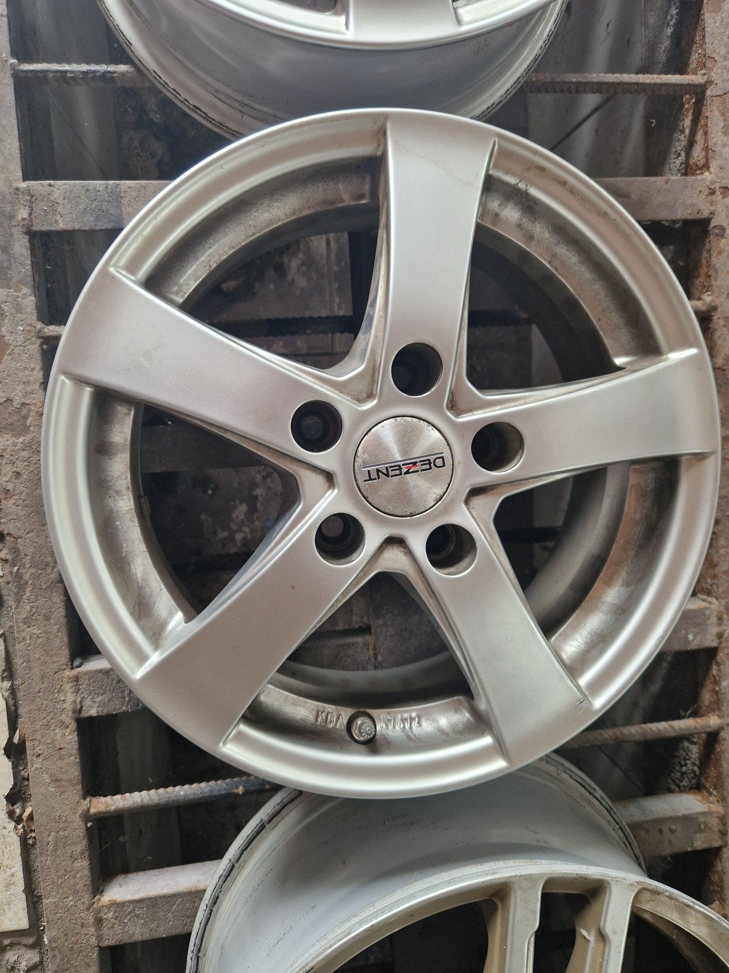 Jante aliaj Dezent 5x114.3 r15   Renault Fluence Laguna3