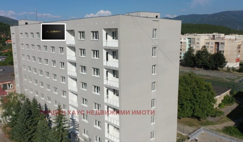 Продава се Двустаен апартамент в Перник, Изток - 64 кв.м за 770 €/кв.м - Снимка #4