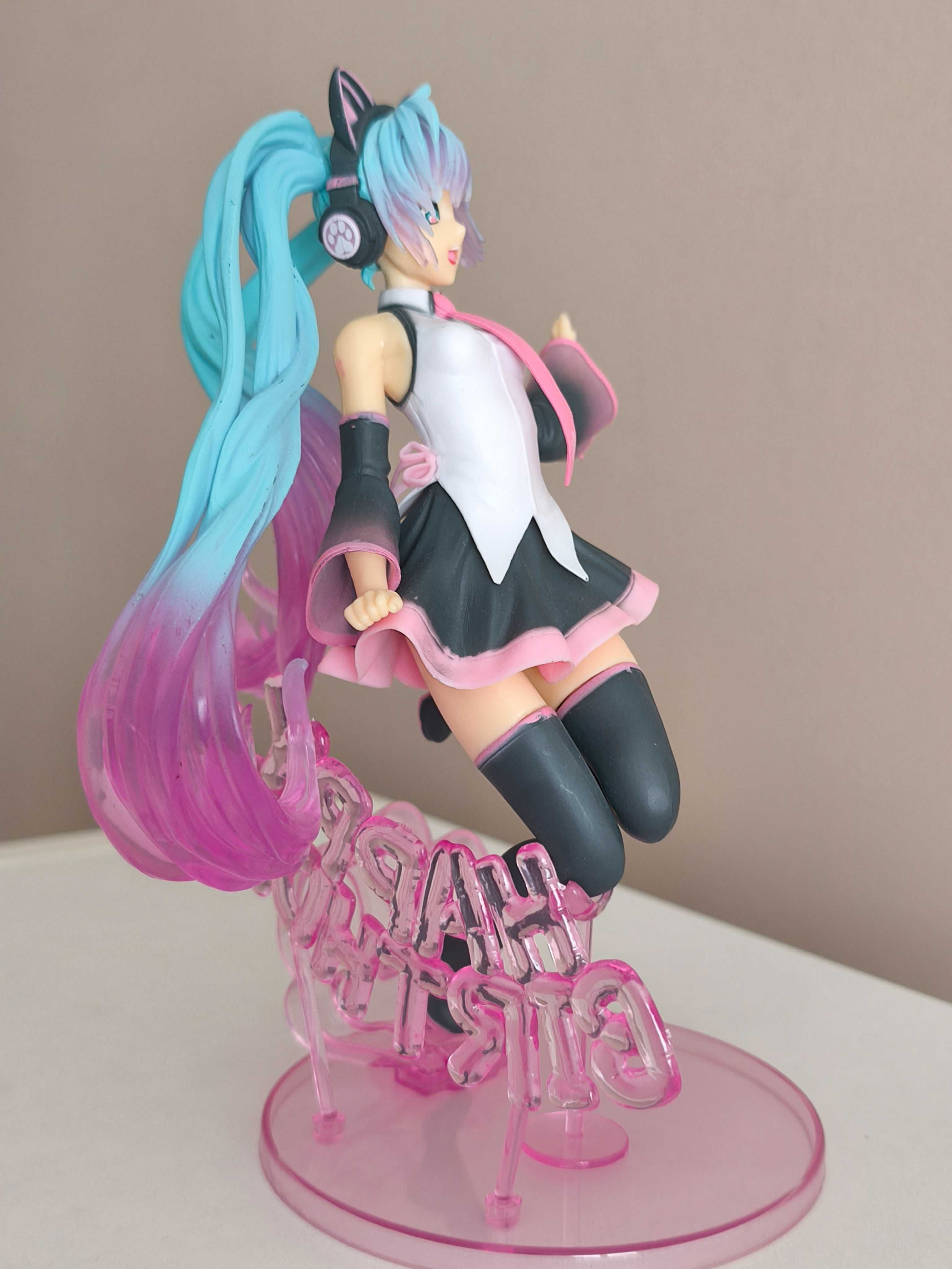 Аниме колекционерска фигурка на  Hatsune Miku Birthday 2021 AMP Figure