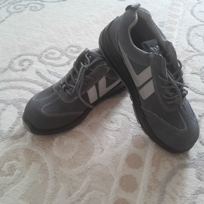 Спец ботинки новый