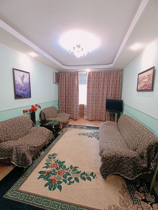 Сдается 2 ком Метро Ойбек за Cake Lab