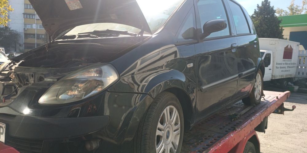 Ланчия Муса бензинова