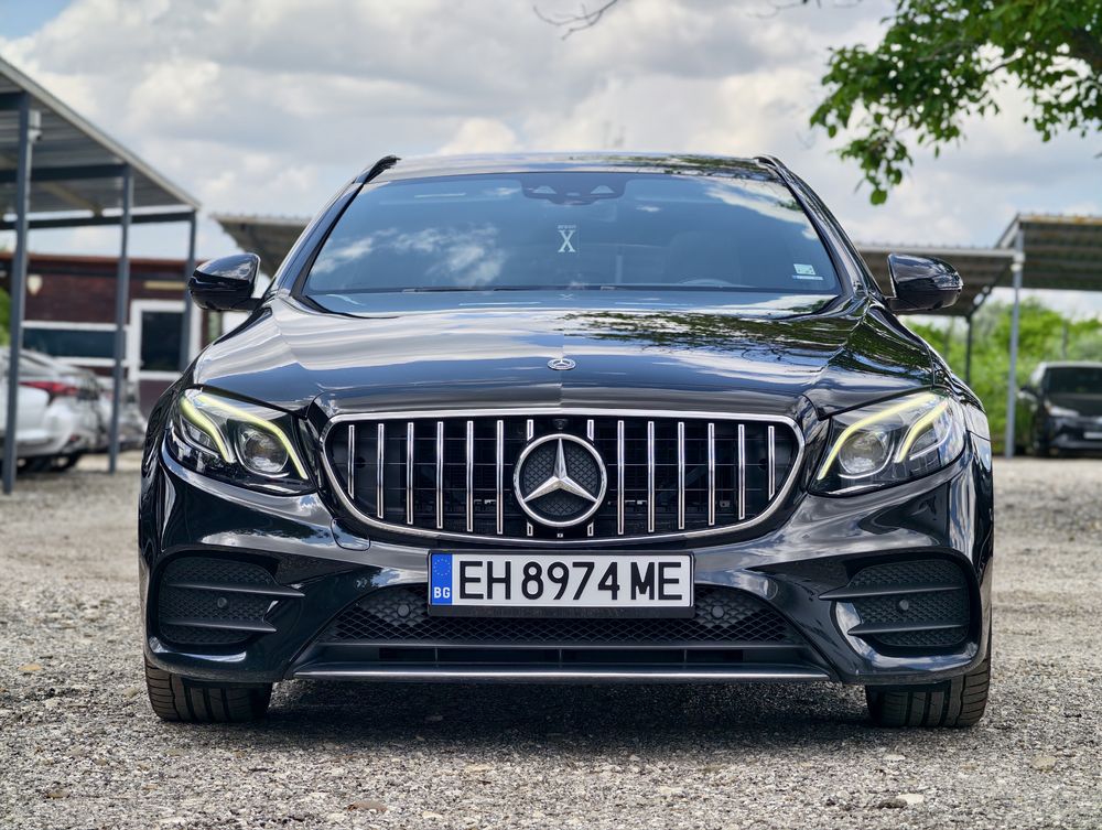 Mercedes E220 AMG/Premirum/Digital/