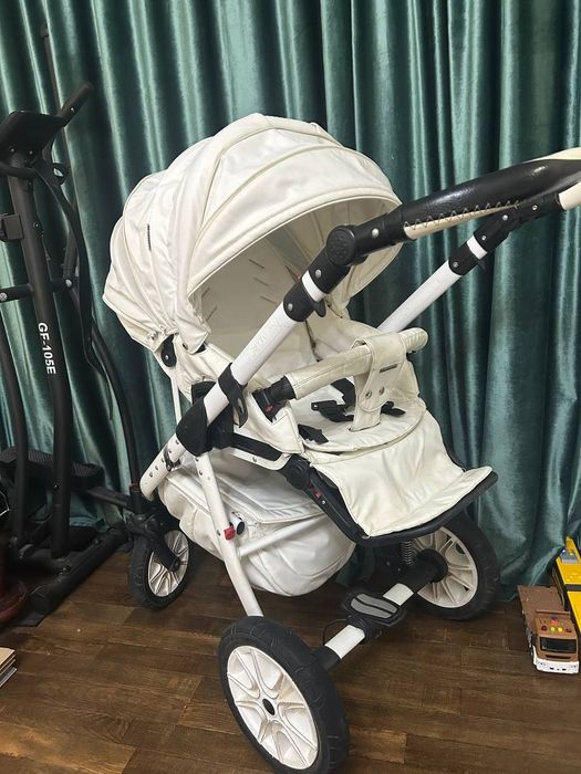 Детская коляска  ,производство Польша