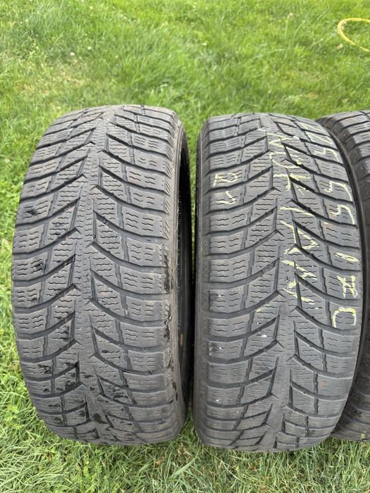 Set 4 anvelope 225 55 r17C Nokian de iarna