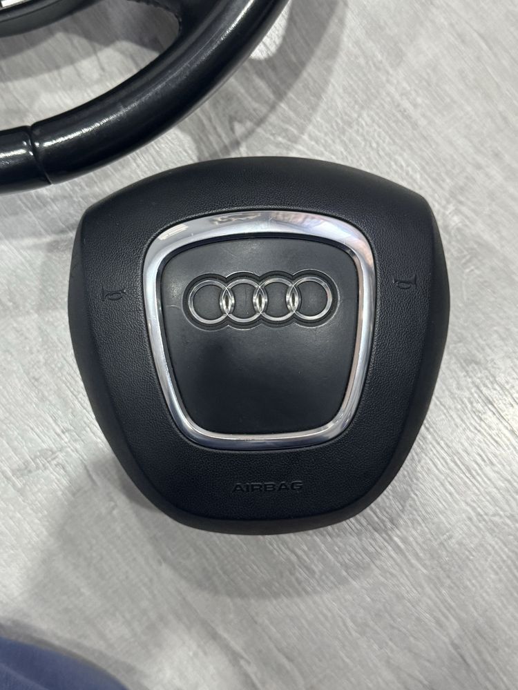 Волан и еърбег от Audi A4 B8