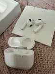 Airpods почти новый оригинал