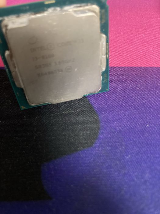 Процессор i3-8100