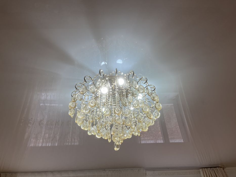 люстра б/у в хорошом состоянии