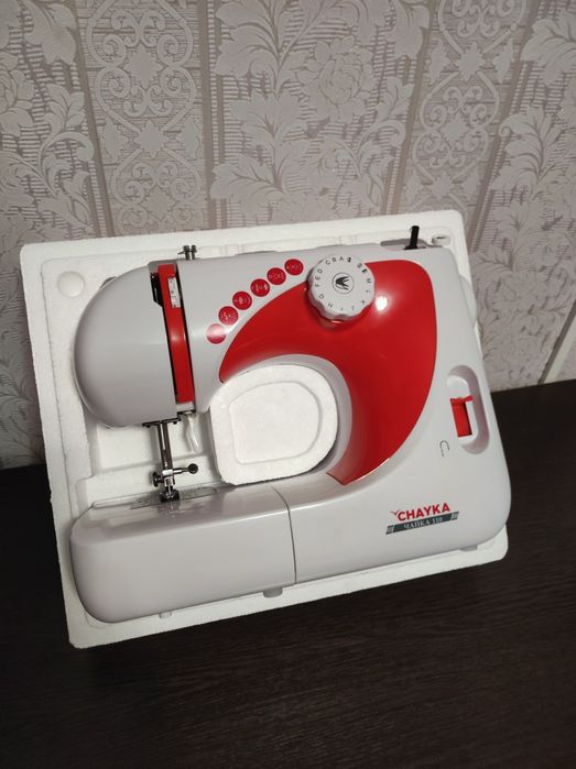 Швейная машинка НОВАЯ