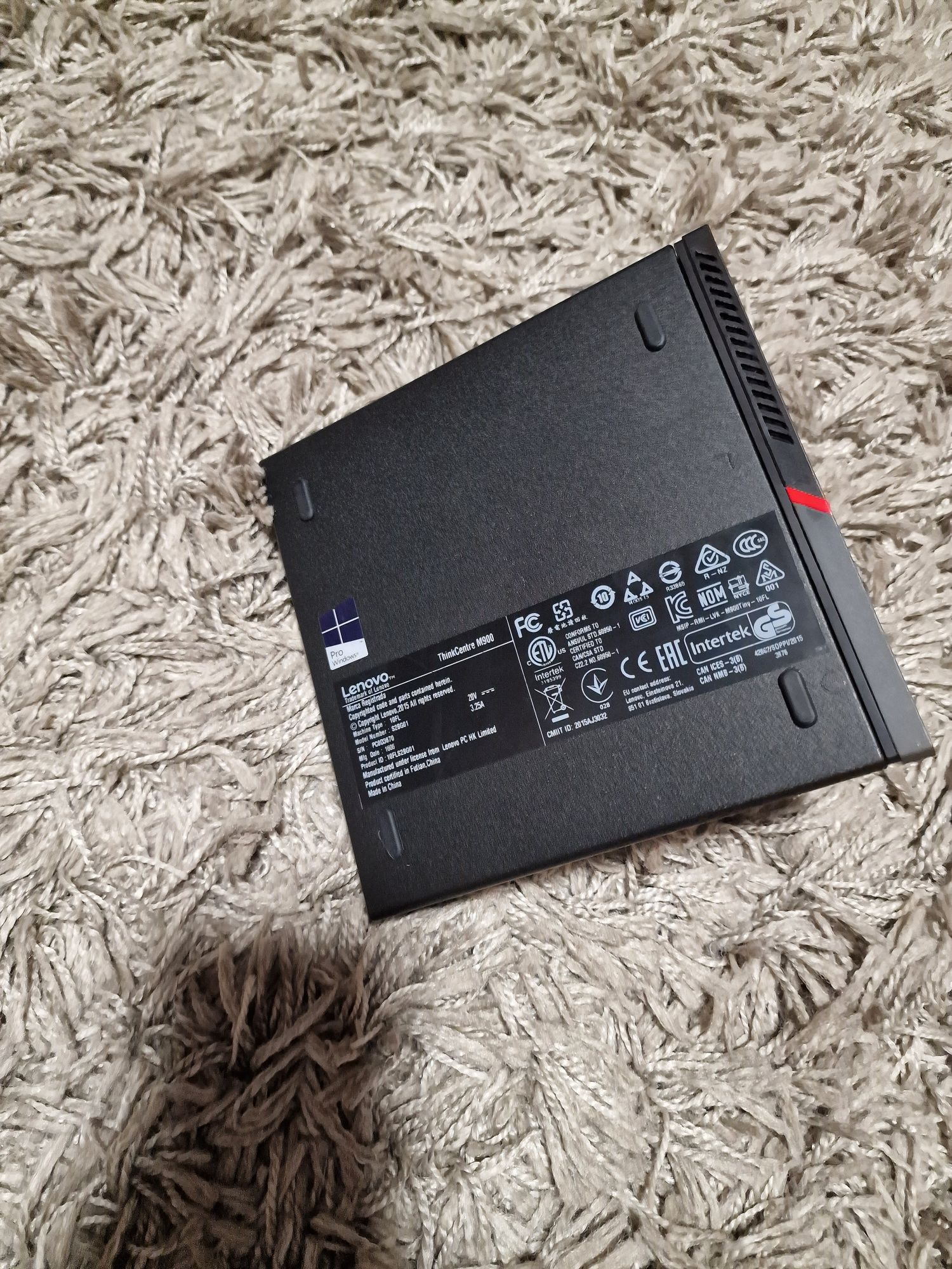 Mini PC / Tiny Lenovo M900, CPU Intel i5-6500T, 64GB SSD M.2, fara RAM