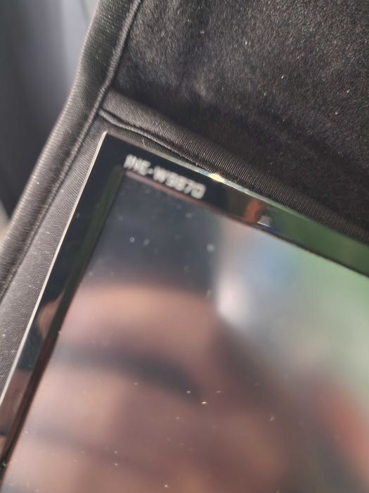 Vand fata / Display navigatie Alpine